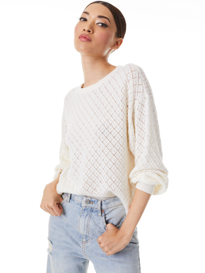 ANGELINE EASY CROP PULLOVER - SOFT WHITE