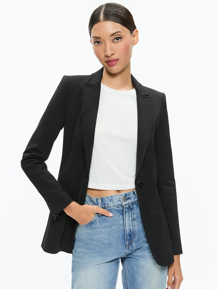 BREANN FITTED BLAZER - BLACK