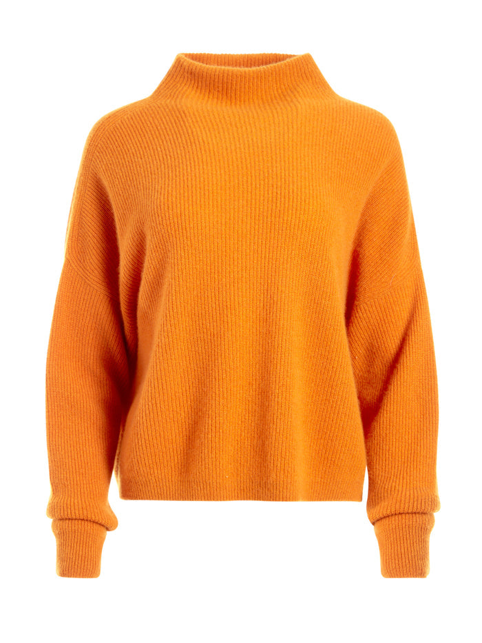 CAPRICE TURTLENECK PULLOVER - AUTUMN GOLD