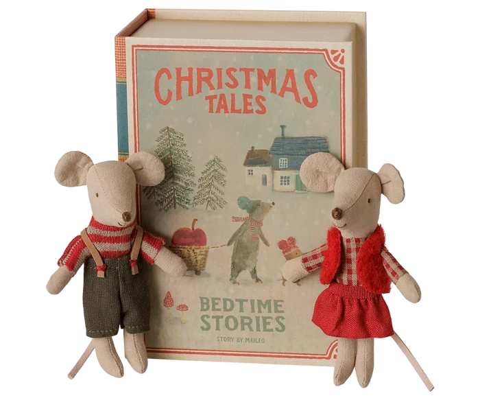 Christmas Twin Mice, Little Sister and Brother in Book