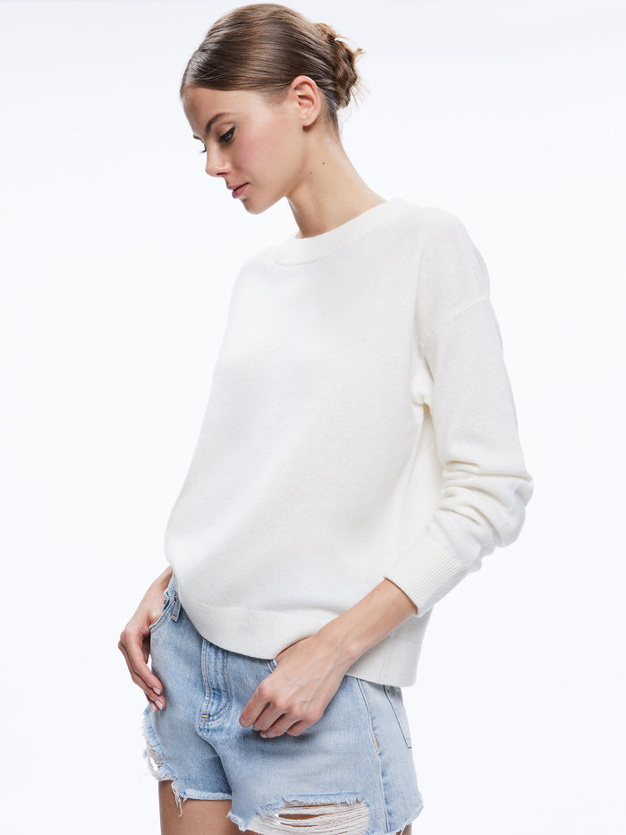 FILA CREWNECK PULLOVER - SOFT WHITE