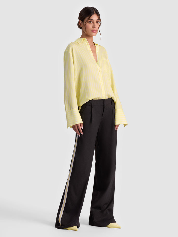 FINELY PINSTRIPED BUTTON DOWN - CRESCENDO STRIPE