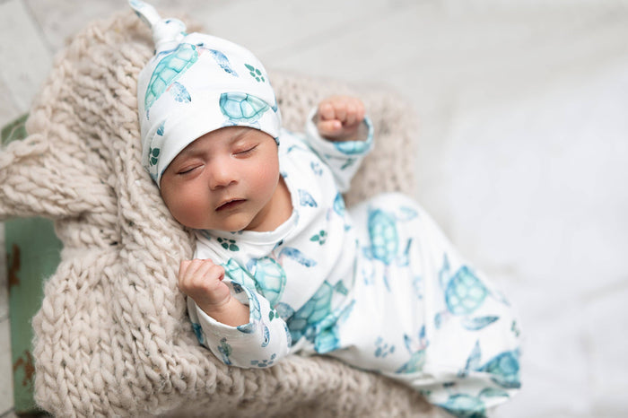 Infant Unisex Sea Turtle Baby Gown and Hat Set