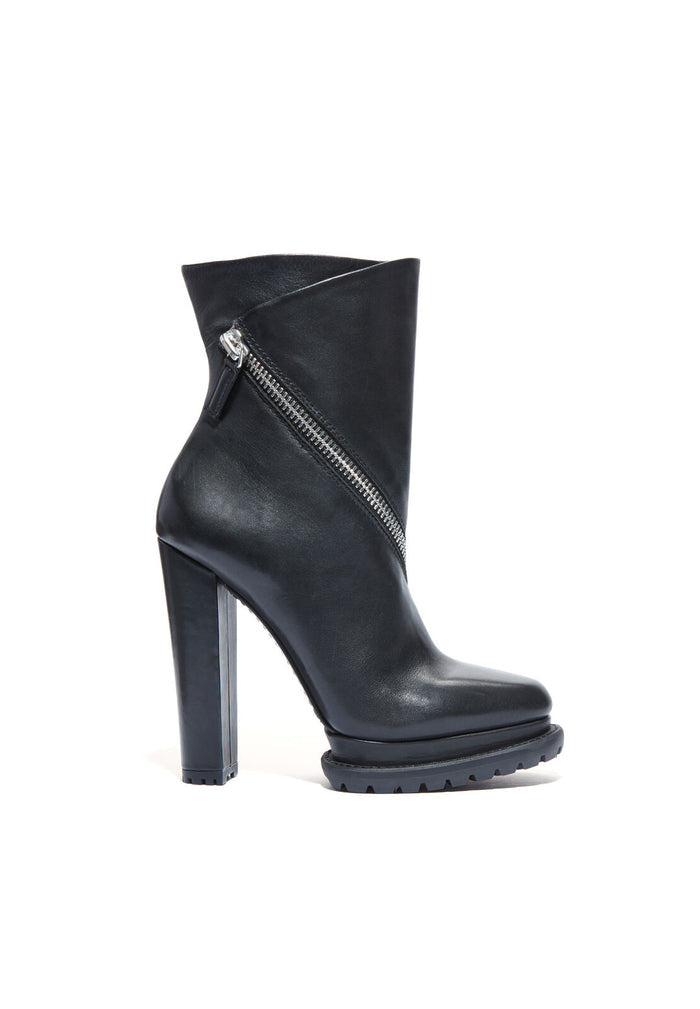 JANNETTA ZIPPER BOOTIE - BLACK