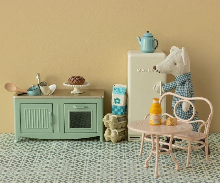 Kitchen, Mouse-Mint