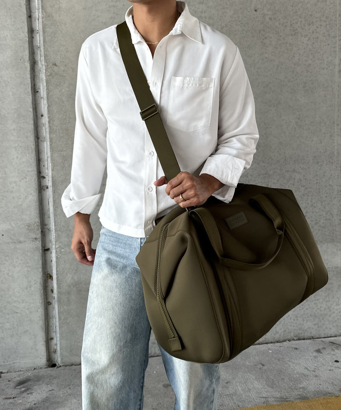 Landon Carryall in Onyx, Extra Large
