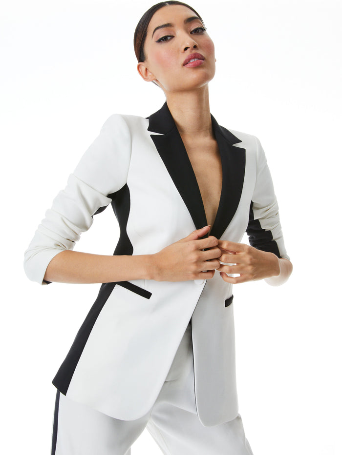 MACEY FITTED BLAZER - OFF WHITE/BLACK