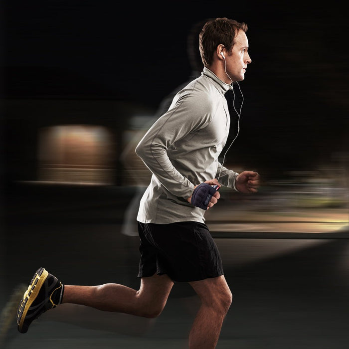 InstaFire Xtreme - Pepper Spray with Knuckle Enforced Sleeve Ideal for Runners - Pepper Spray